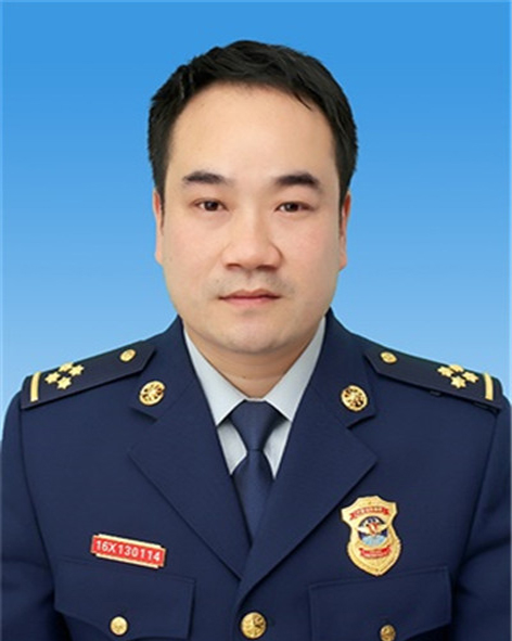 杨伟锋