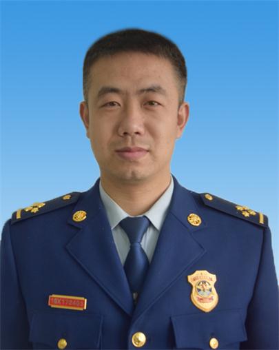 李炳坤